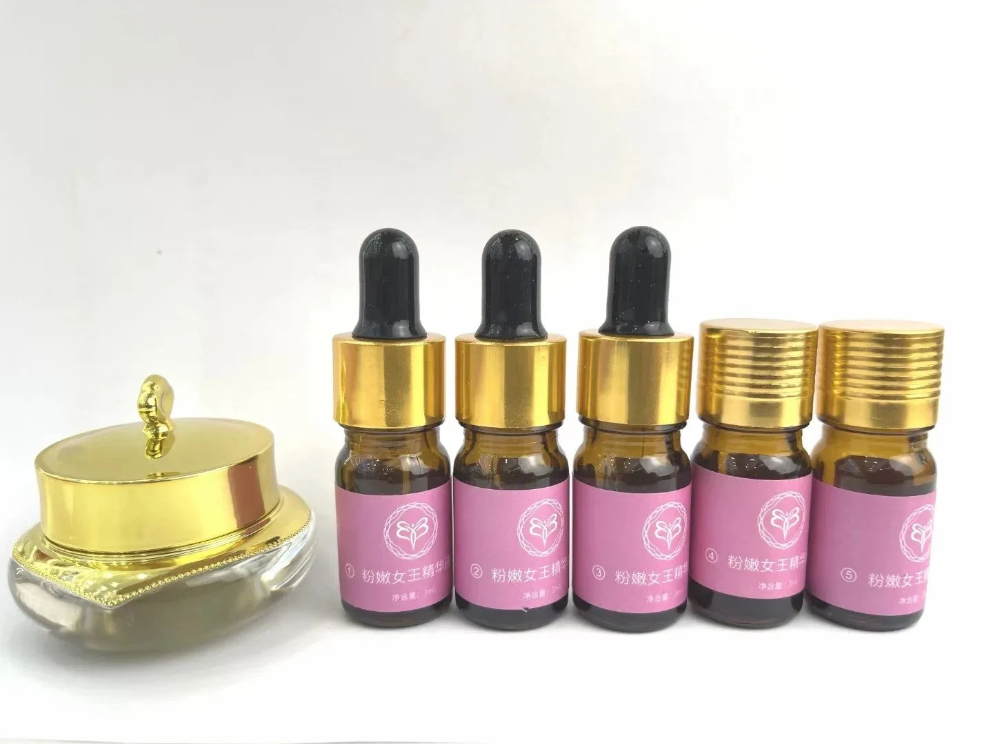粉嫩女王 图片 12