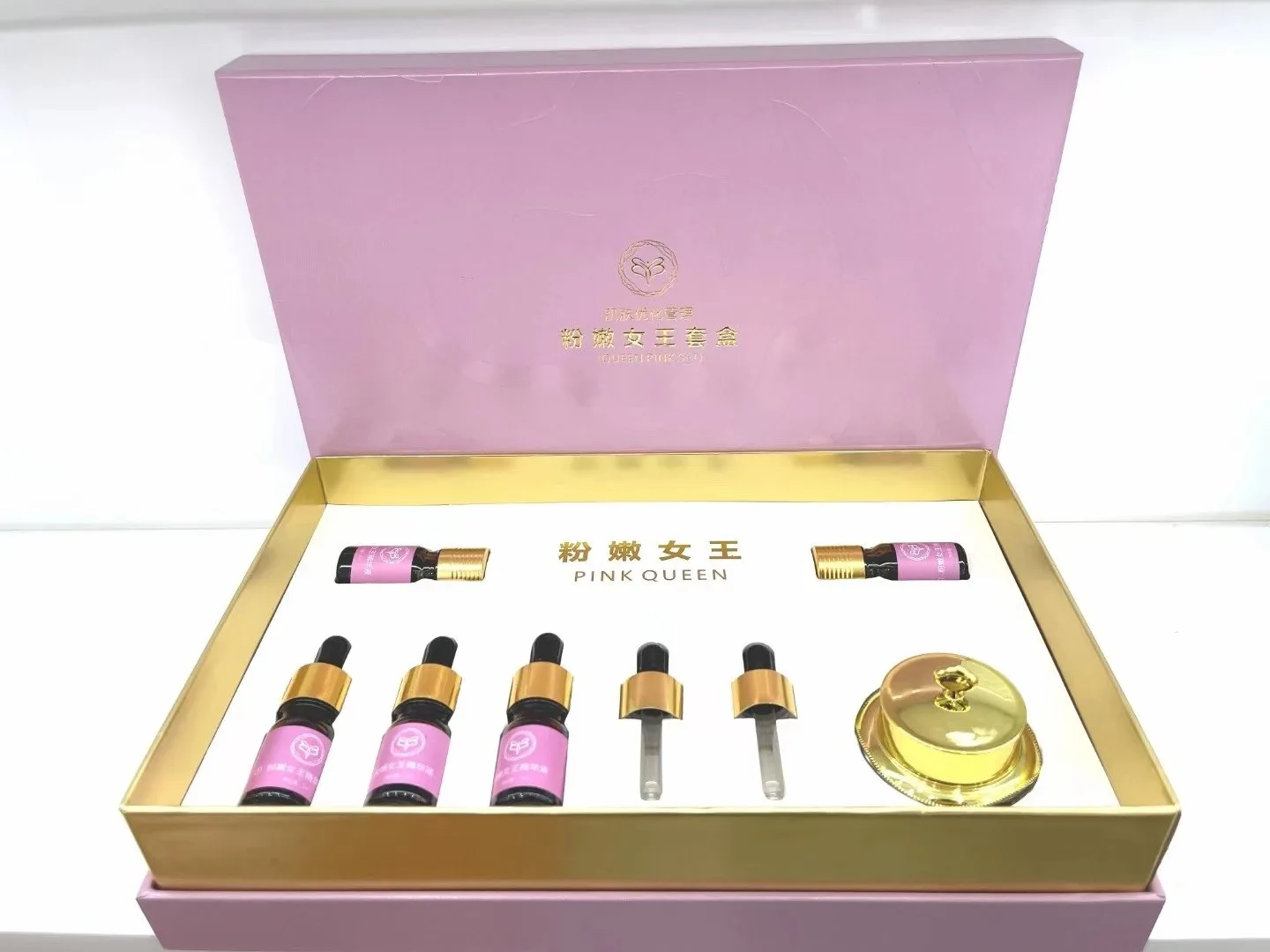 粉嫩女王 图片 13